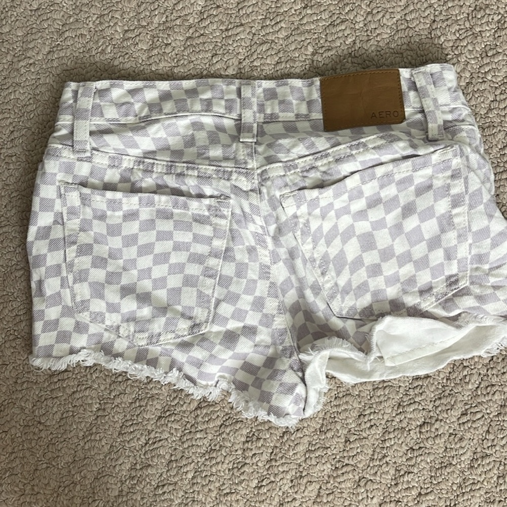 Shorts - Picture 4 of 6